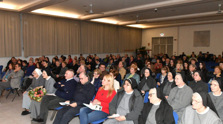 Concerto Natalizio Istituto Asisium Natale 2014